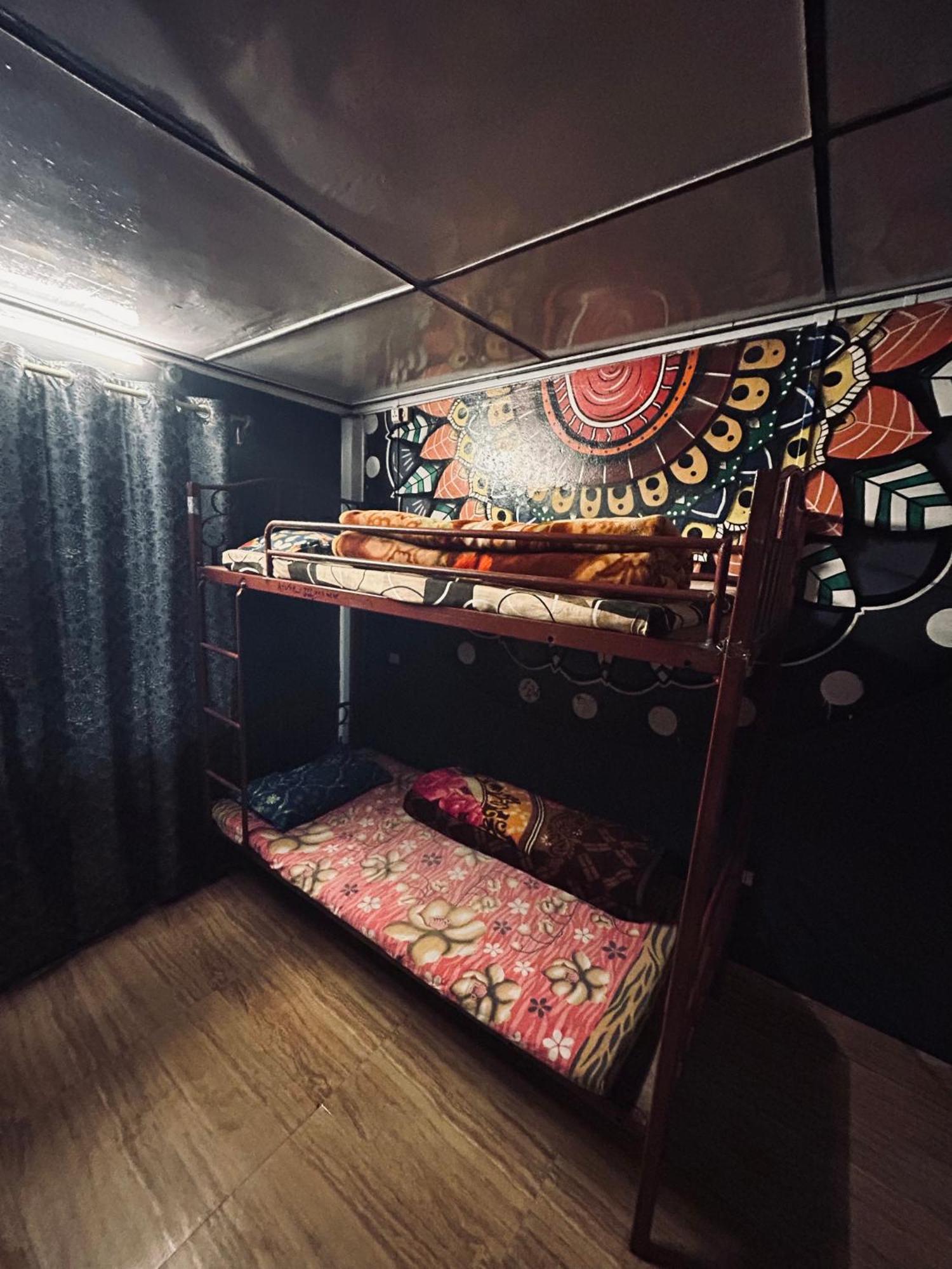 Isabella Hostel Шиллонг Экстерьер фото