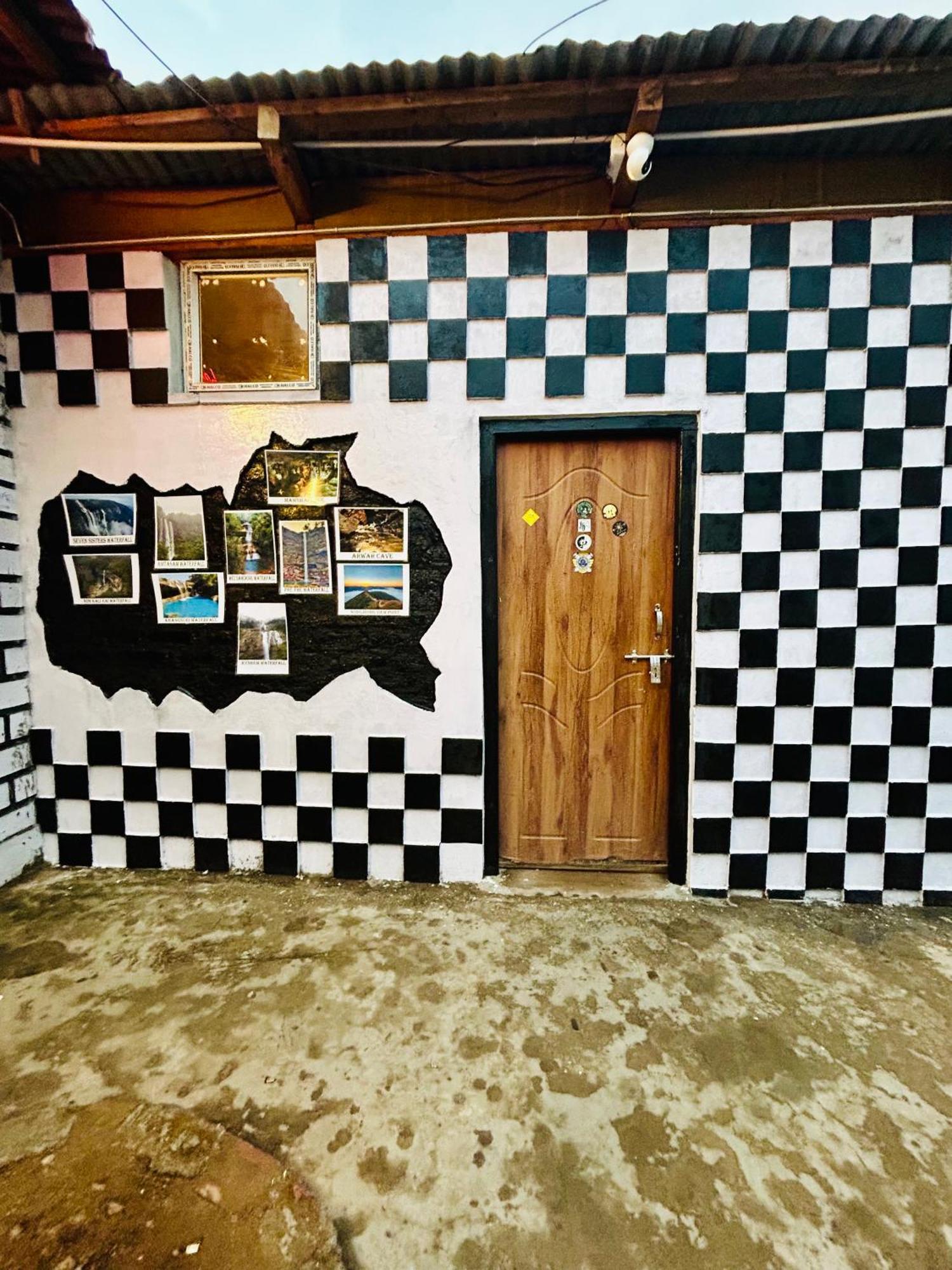 Isabella Hostel Шиллонг Экстерьер фото