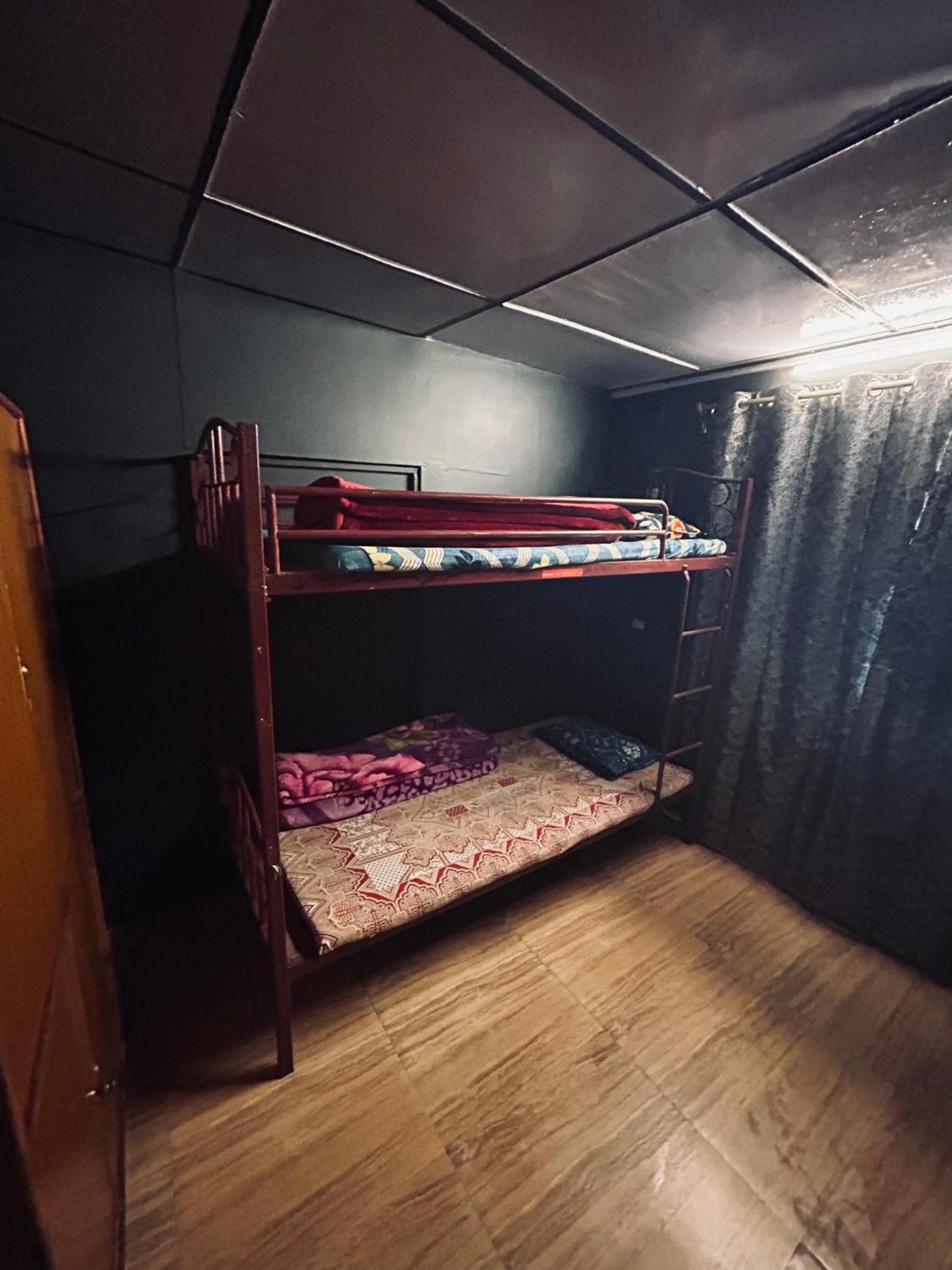 Isabella Hostel Шиллонг Экстерьер фото