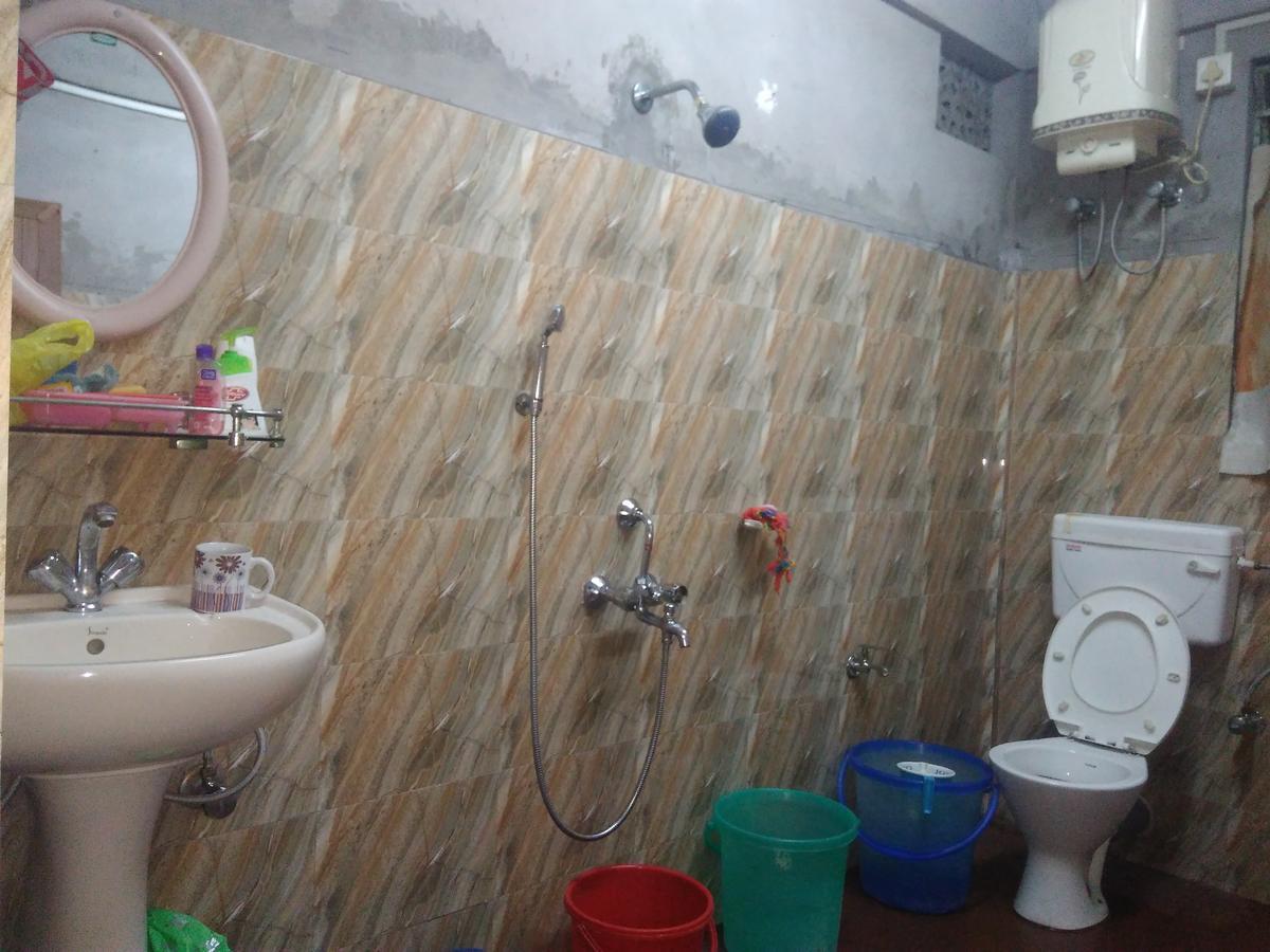 Isabella Hostel Шиллонг Экстерьер фото