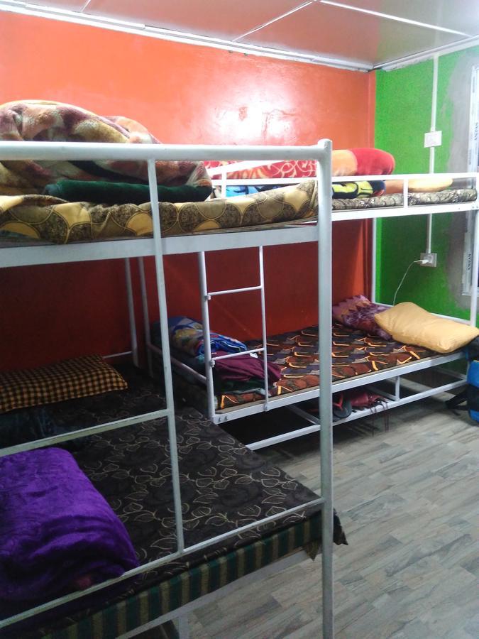 Isabella Hostel Шиллонг Экстерьер фото